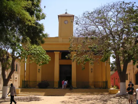 Eglise Saint-Charles-Borromée de Gorée l'ile aux exclaves